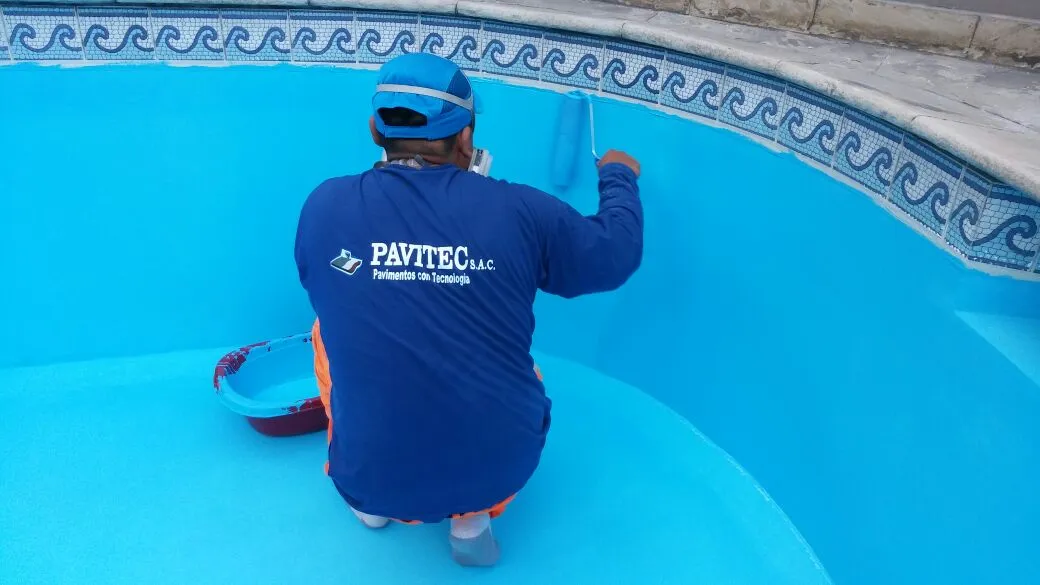 Reparación y pintado de piscinas